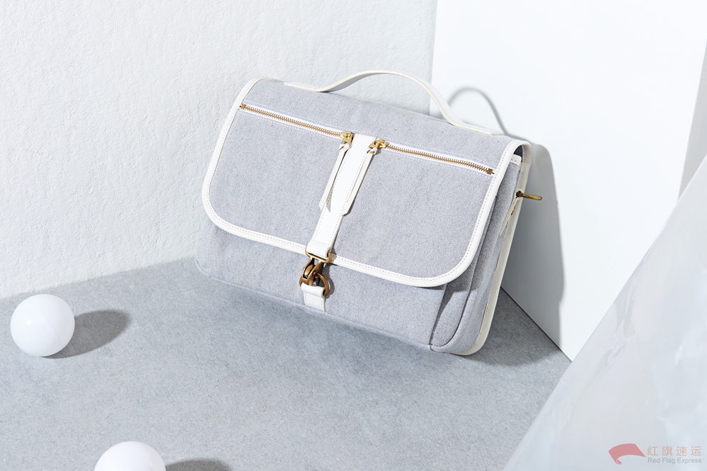 16510257276192.jpg 攝圖網(wǎng)_500990327_包包女士男士手提包錢包斜挎包背包(企業(yè)商用)_副本.jpg