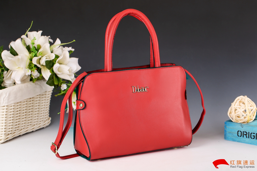 16588194778519.jpg 攝圖網(wǎng)_500766878_時(shí)尚女包(企業(yè)商用)_副本.jpg